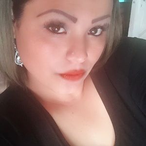 Meet your Posher, Norma